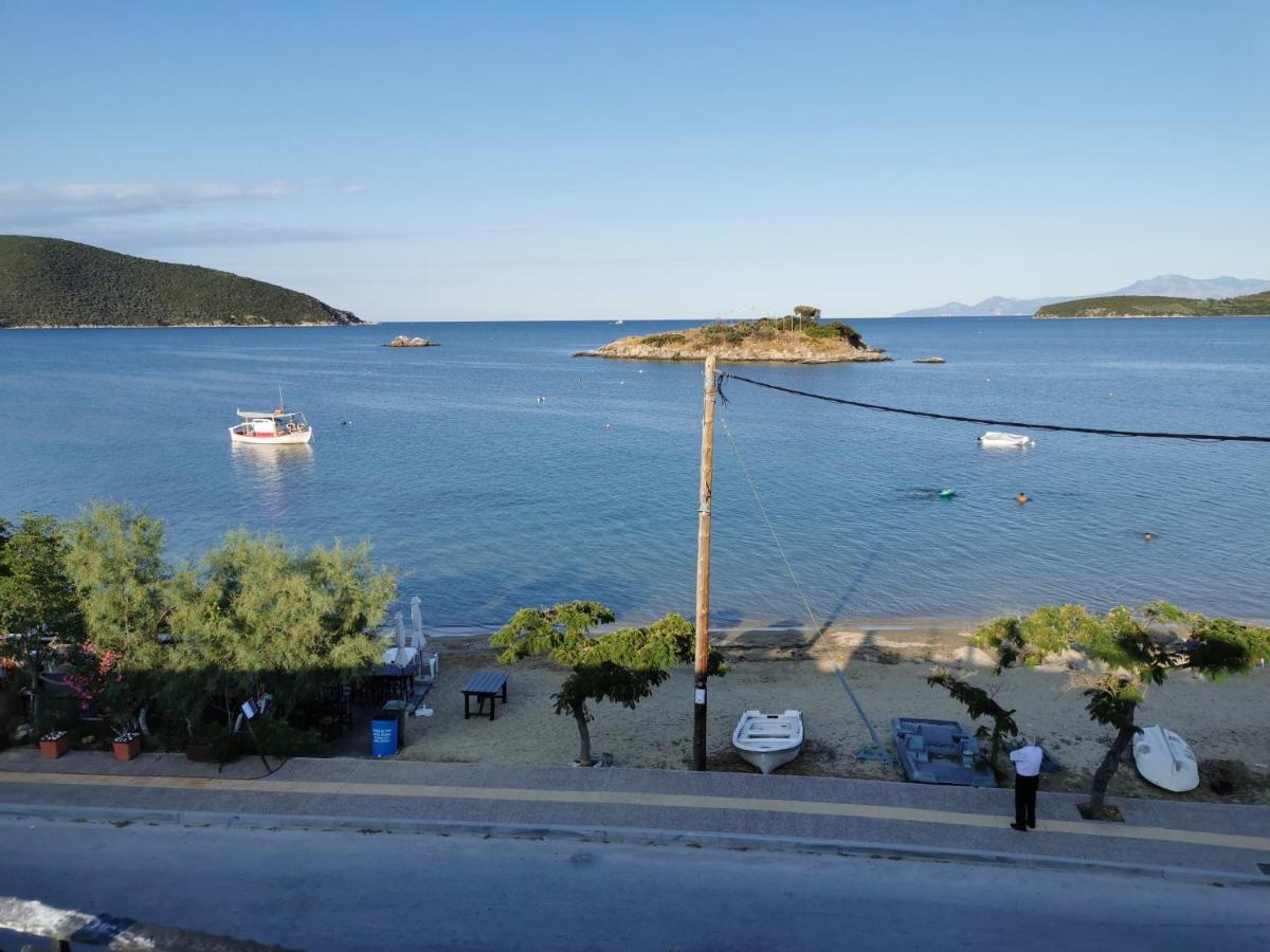 Villa Tasos Néa Péramos Esterno foto