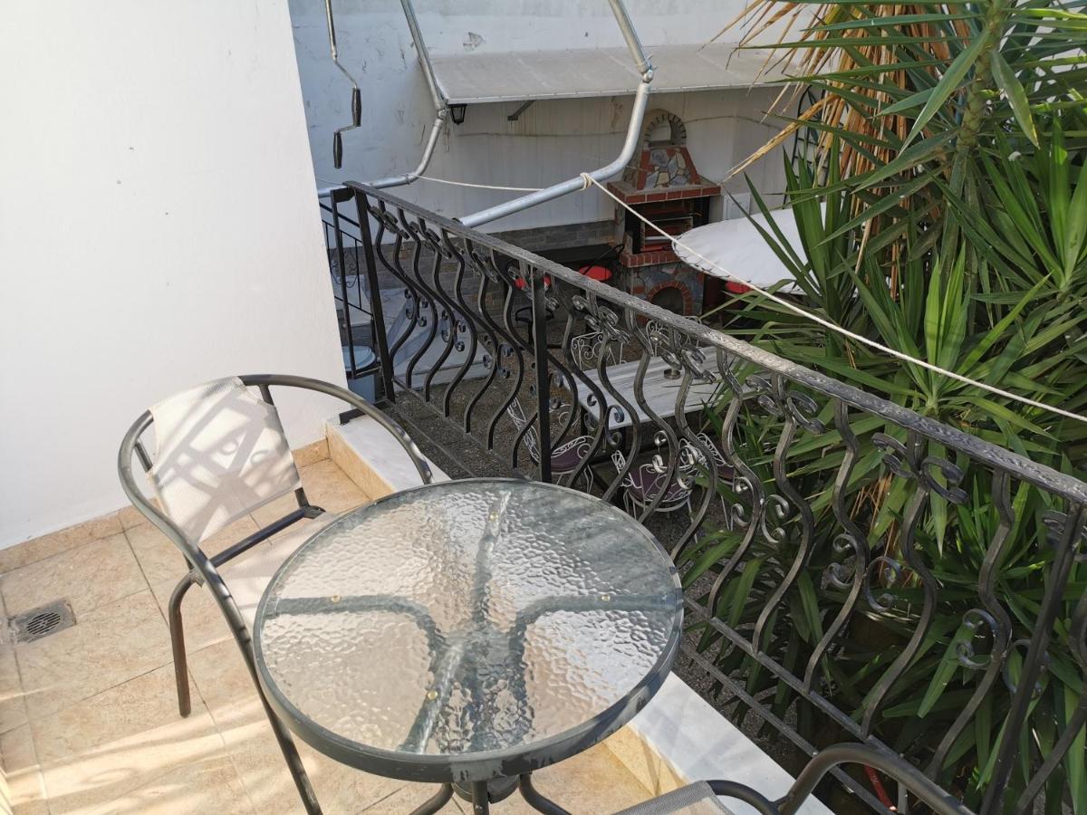 Villa Tasos Néa Péramos Esterno foto