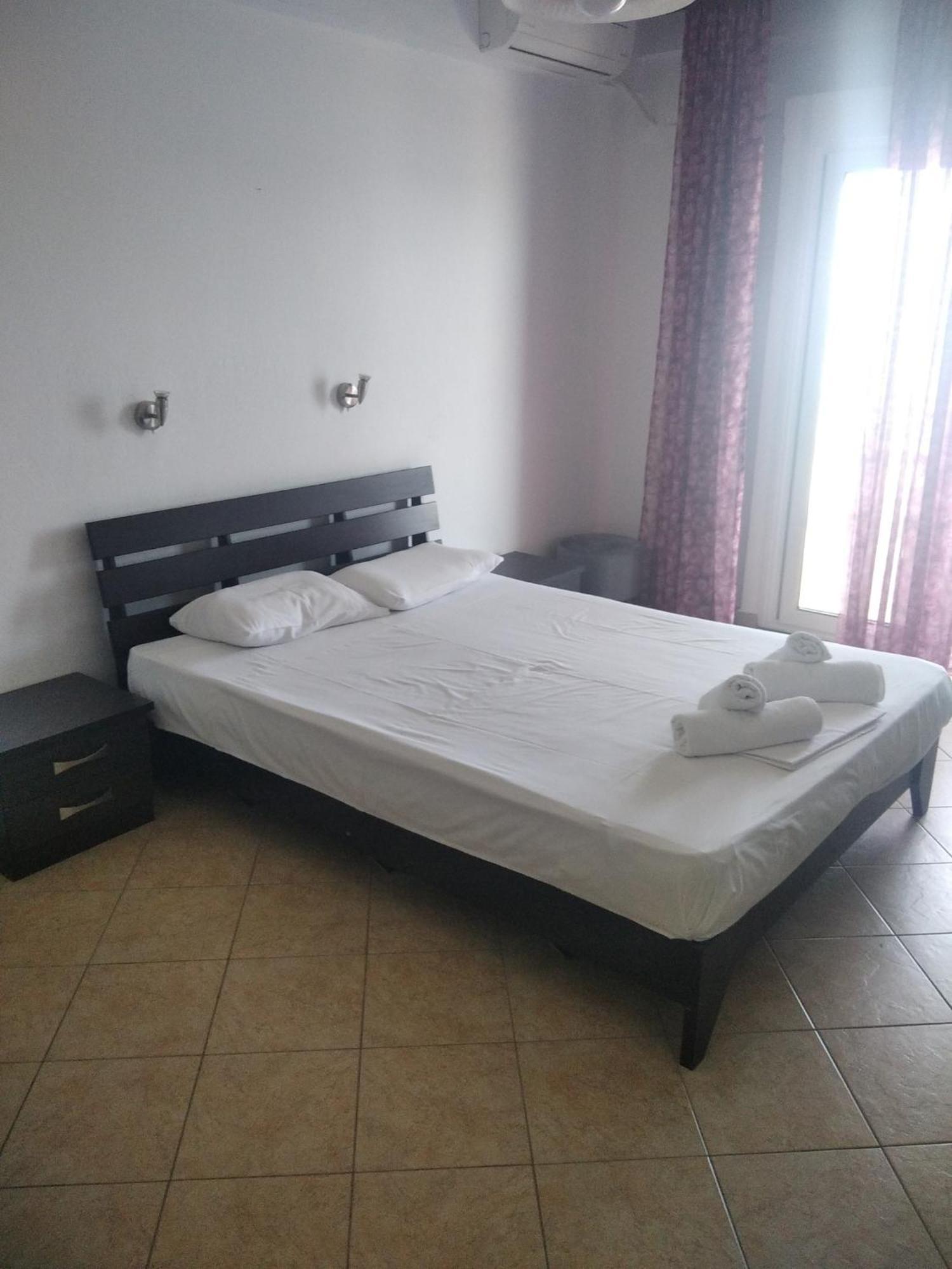 Villa Tasos Néa Péramos Esterno foto